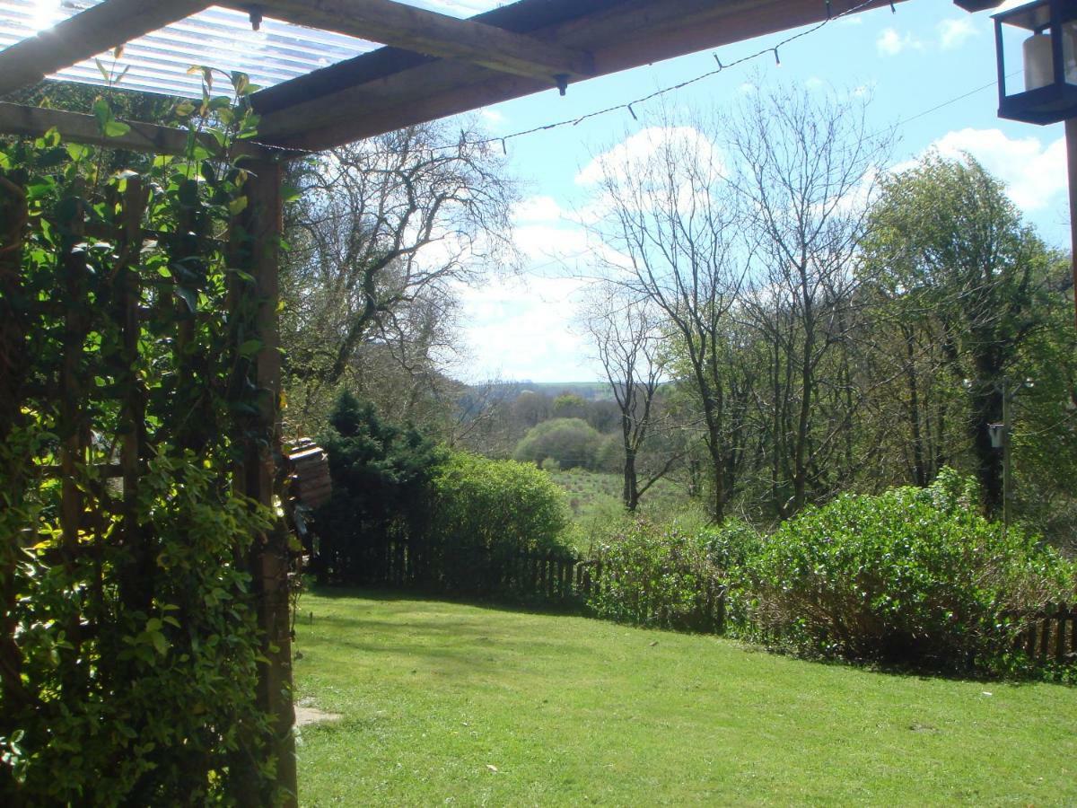 Luxury tent 'morris' The Shepherd's Hut And Woodland Hot Tub Experience Carmarthen