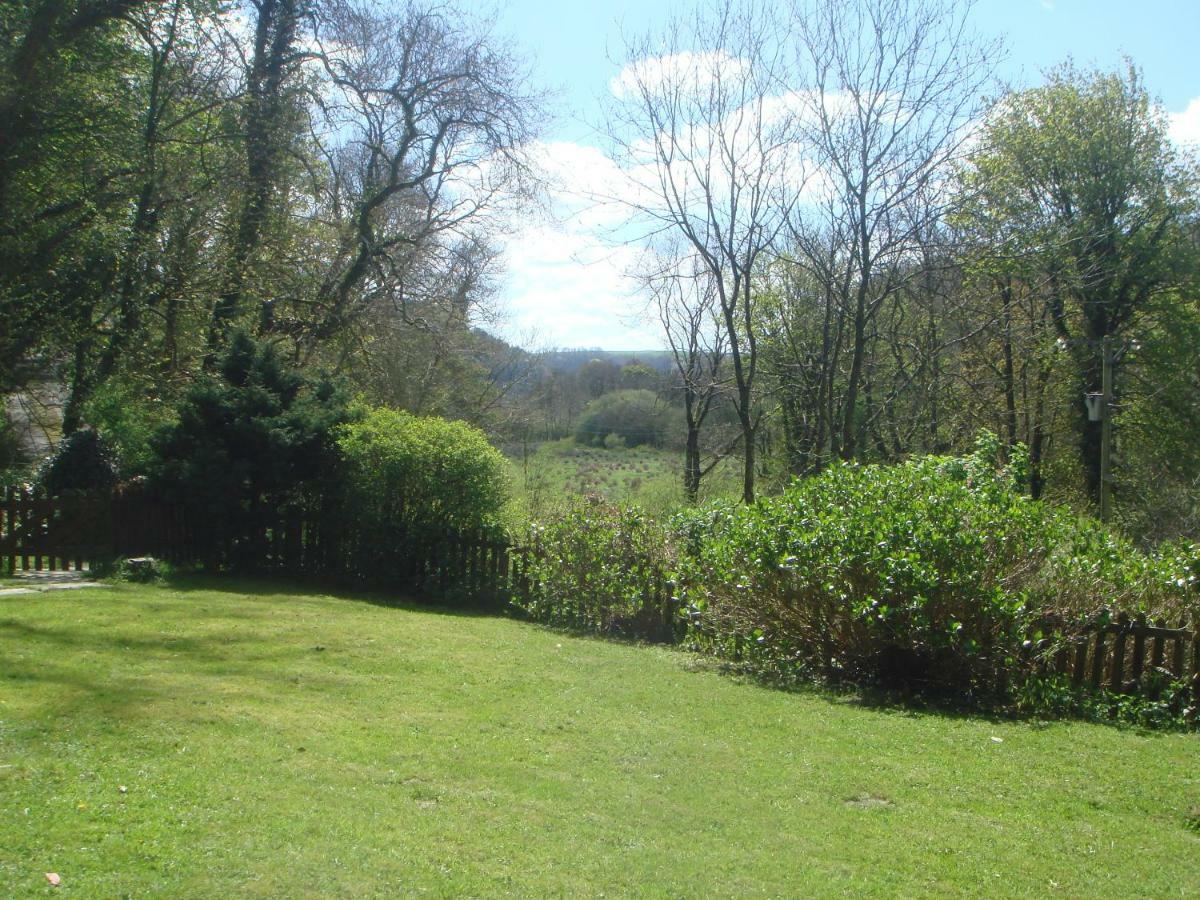 Luxury tent 'morris' The Shepherd's Hut And Woodland Hot Tub Experience Carmarthen